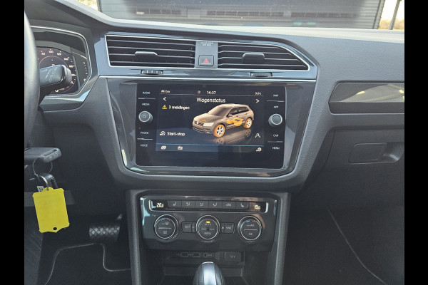 Volkswagen Tiguan 1.5 TSI ACT Comfortline | Automaat | LED | Pano | Stoelverwarming | ACC | App-connect | Lane Assist | Light Assist | Navi | Ambiente |