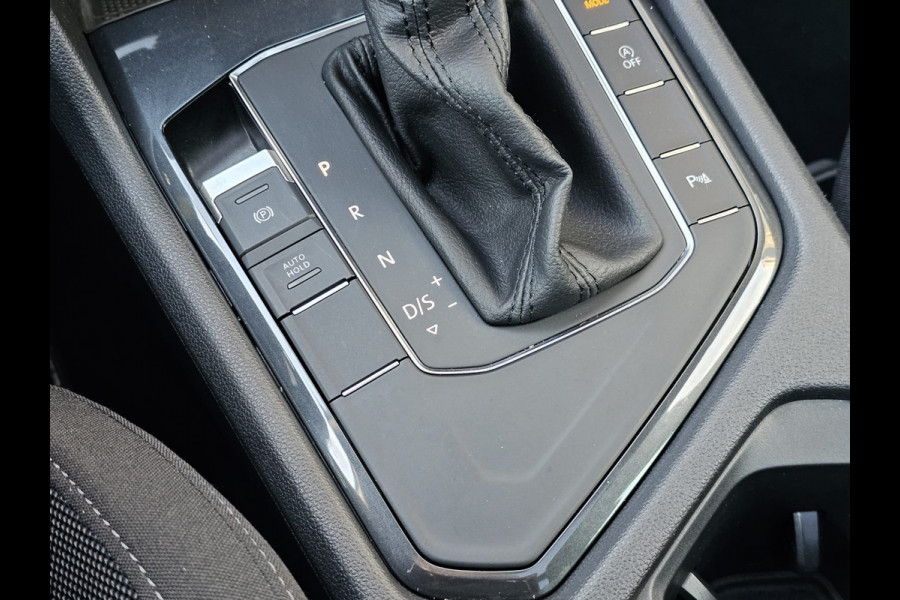 Volkswagen Tiguan 1.5 TSI ACT Comfortline | Automaat | LED | Pano | Stoelverwarming | ACC | App-connect | Lane Assist | Light Assist | Navi | Ambiente |