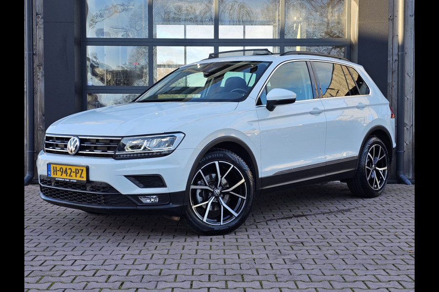 Volkswagen Tiguan 1.5 TSI ACT Comfortline | Automaat | LED | Pano | Stoelverwarming | ACC | App-connect | Lane Assist | Light Assist | Navi | Ambiente |