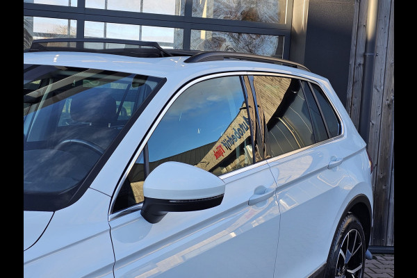 Volkswagen Tiguan 1.5 TSI ACT Comfortline | Automaat | LED | Pano | Stoelverwarming | ACC | App-connect | Lane Assist | Light Assist | Navi | Ambiente |