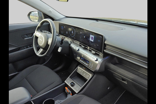 Hyundai Kona 1.6 GDI HEV Comfort Smart | Navigatie | verwarmd stuur en stoelen | Elektrisch bed. Achterklep