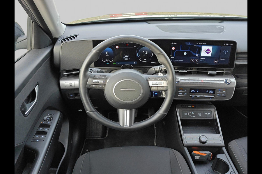 Hyundai Kona 1.6 GDI HEV Comfort Smart | Navigatie | verwarmd stuur en stoelen | Elektrisch bed. Achterklep