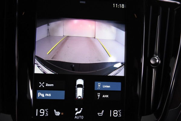 Volvo V60 2.0 D3 Inscription *1ste Eigenaar*Leer*Trekhaak*Navigatie*