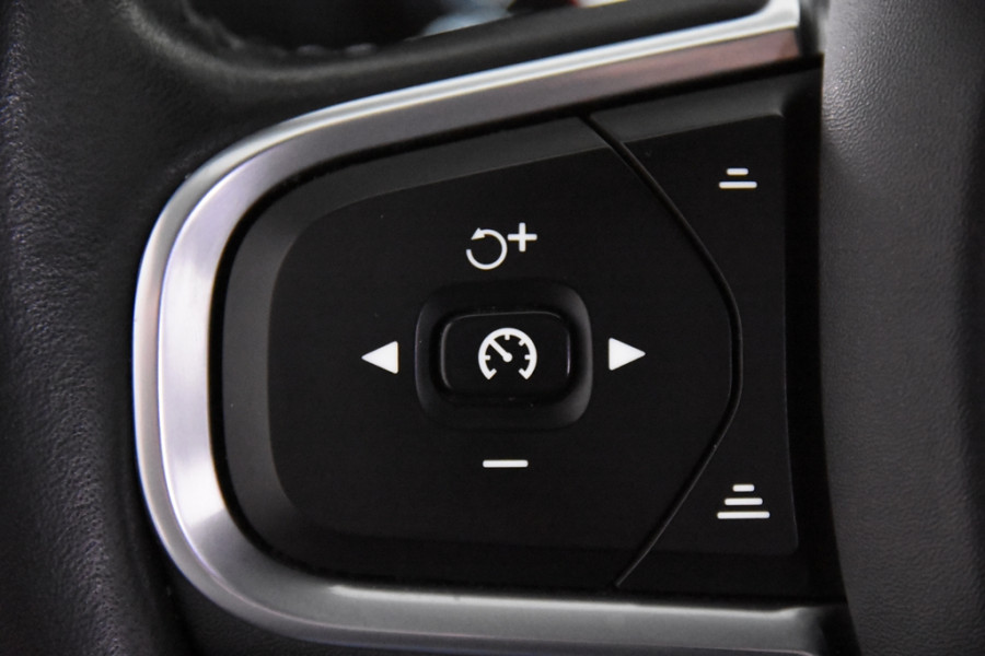 Volvo V60 2.0 D3 Inscription *1ste Eigenaar*Leer*Trekhaak*Navigatie*