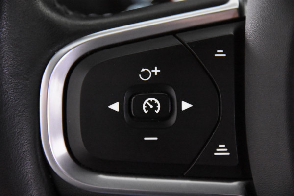 Volvo V60 2.0 D3 Inscription *1ste Eigenaar*Leer*Trekhaak*Navigatie*