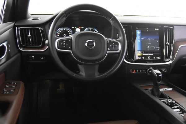 Volvo V60 2.0 D3 Inscription *1ste Eigenaar*Leer*Trekhaak*Navigatie*
