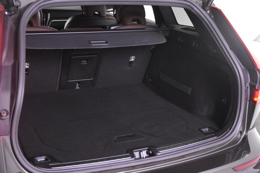 Volvo V60 2.0 D3 Inscription *1ste Eigenaar*Leer*Trekhaak*Navigatie*