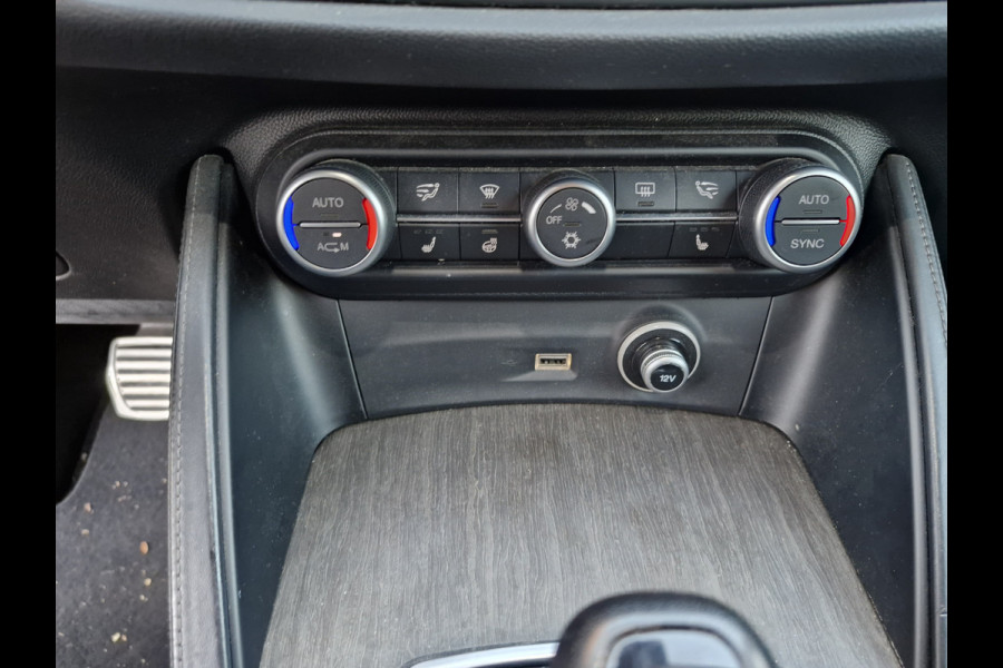 Alfa Romeo Stelvio 2.2d AWD Super Automaat | Trekhaak |