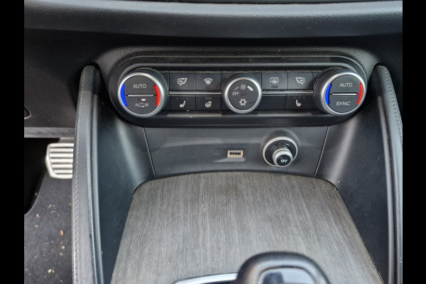 Alfa Romeo Stelvio 2.2d AWD Super Automaat | Trekhaak |