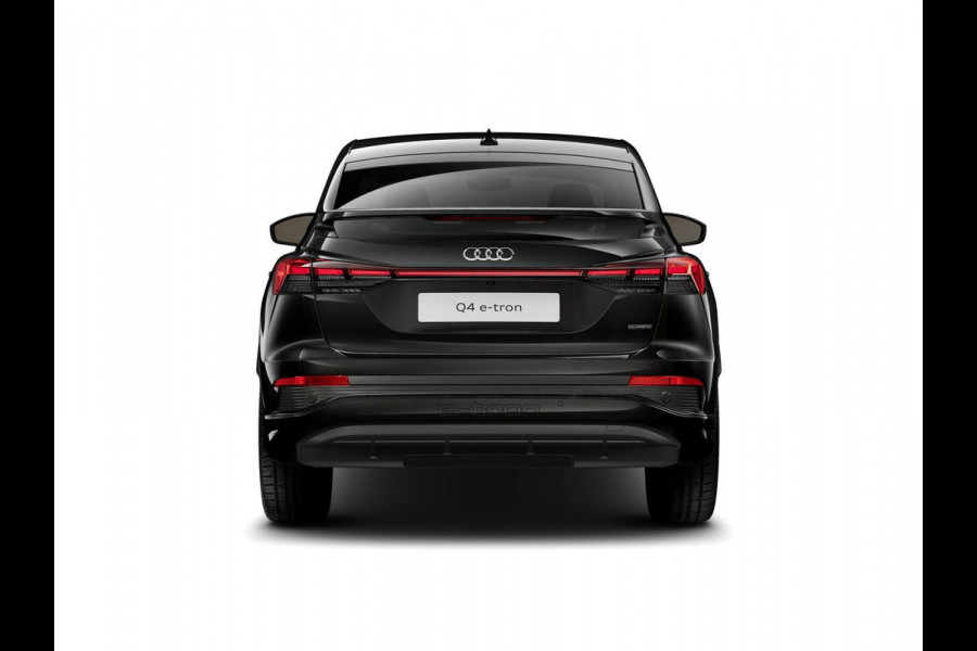 Audi Q4 Sportback e-tron 45 S edition Competition 82 kWh 286 pk | Assistentiepakket plus | Comfortpakket | Ambient lichtpakket | Stoelverwarming voor |