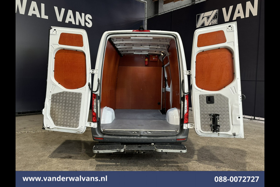 Mercedes-Benz Sprinter 316 CDI 163pk 3500kg Trekhaak L2H2 Euro6 Airco | Camera | Apple Carplay | Android Auto Cruisecontrol, Parkeersensoren