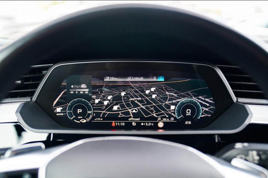 Audi e-tron E-tron 55 quattro advanced 95 kWh | Luchtvering | 360 camera
