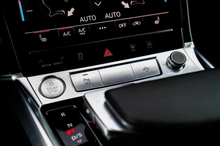 Audi e-tron E-tron 55 quattro advanced 95 kWh | Luchtvering | 360 camera