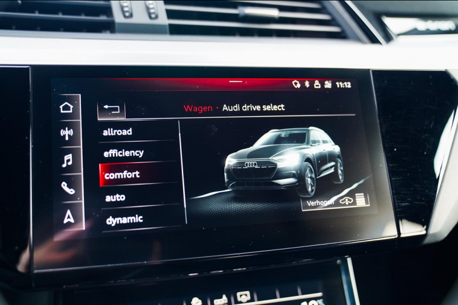Audi e-tron E-tron 55 quattro advanced 95 kWh | Luchtvering | 360 camera