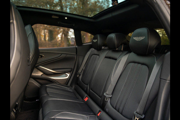 Aston Martin DBX 707 4.0 V8 | Sports Plus Seats | Stoelventilatie | Bowers & Wilkins | Carbon!