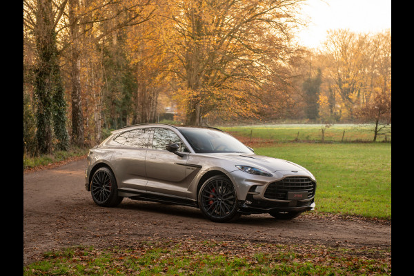 Aston Martin DBX 707 4.0 V8 | Sports Plus Seats | Stoelventilatie | Bowers & Wilkins | Carbon!