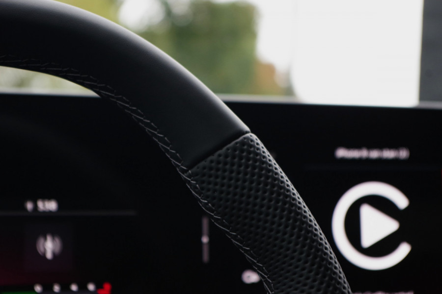 Audi A6 Avant 2.0 e-Hybrid Plug-In Quattro S-Line Edition Competition 367 PK, Luchtvering, Trekhaak, Panoramadak