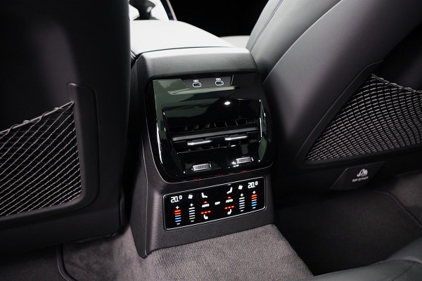 Audi A6 Avant 2.0 e-Hybrid Plug-In Quattro S-Line Edition Competition 367 PK, Luchtvering, Trekhaak, Panoramadak