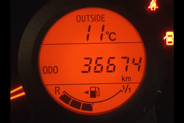 Citroën C1 1.0 VTi Urban Ride Rijklaar + 12 maanden Bovag-garantie Henk Jongen Auto's in Helmond,  al 50 jaar service zoals 't hoort!