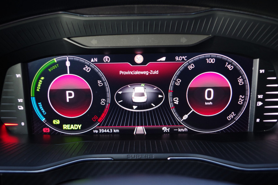 Škoda Superb Combi 1.4 TSI iV 218m PK Sportline BNS PHEV, Panoramadak, Adap. Cruise Control, Matrix-LED