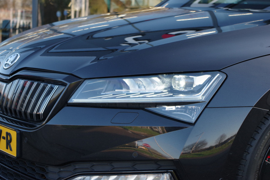 Škoda Superb Combi 1.4 TSI iV 218m PK Sportline BNS PHEV, Panoramadak, Adap. Cruise Control, Matrix-LED