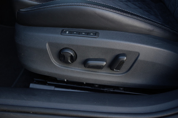 Škoda Superb Combi 1.4 TSI iV 218m PK Sportline BNS PHEV, Panoramadak, Adap. Cruise Control, Matrix-LED