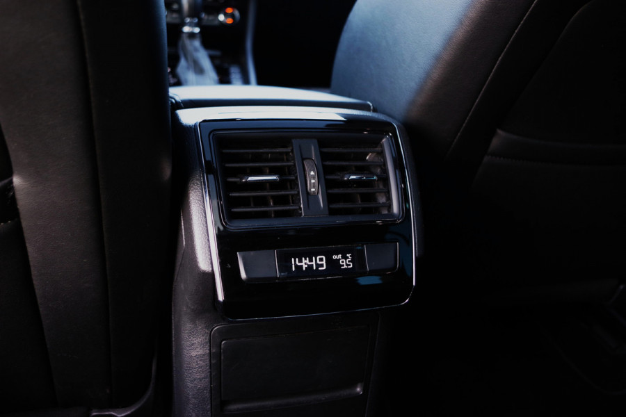 Škoda Superb Combi 1.4 TSI iV 218m PK Sportline BNS PHEV, Panoramadak, Adap. Cruise Control, Matrix-LED