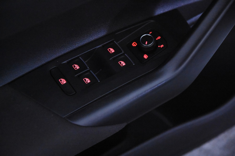 Volkswagen Polo 1.0 TSI Polo United *1ste Eigenaar*Carplay*Parkassist*DAB*