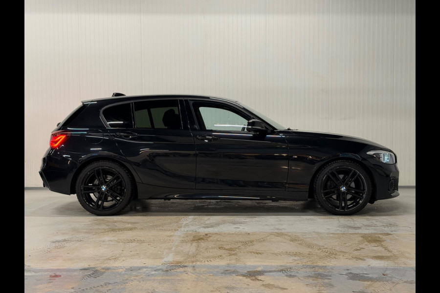 BMW 1-serie 120i Edition Sport Line Shadow High Executive | M-SPORT | STOELVERWARMING | BLACK EDITION