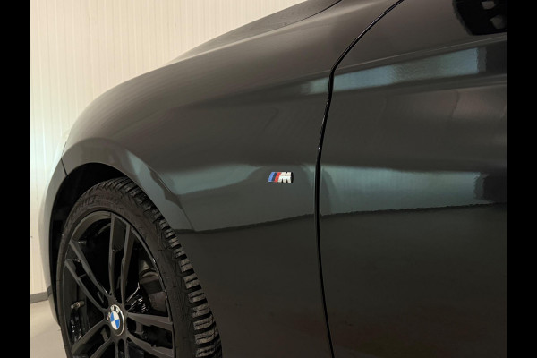 BMW 1-serie 120i Edition Sport Line Shadow High Executive | M-SPORT | STOELVERWARMING | BLACK EDITION