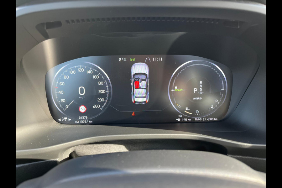 Volvo XC40 1.5 T5 Plug-in hybrid Ultimate Bright | Adaptieve cruise | Panorama dak | Blis | Harman Kardon |