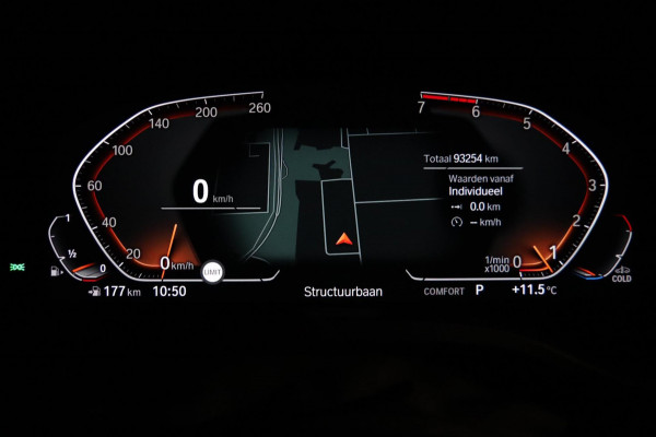 BMW X3 XDrive30i M Sport / PANODAK / HUD / MEMORY / DODEHOEK / KEYLESS