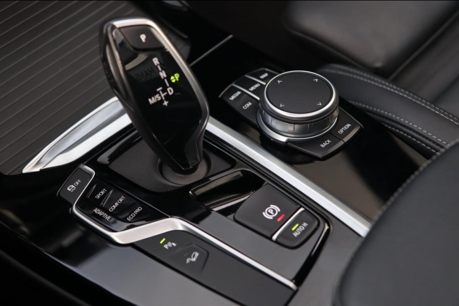 BMW X3 XDrive30i M Sport / PANODAK / HUD / MEMORY / DODEHOEK / KEYLESS