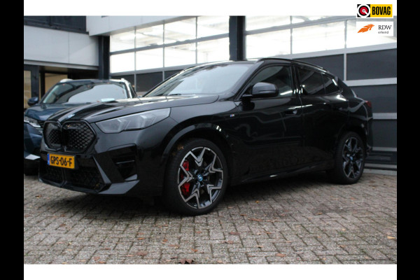 BMW iX2 EDrive20 67 kWh/M-Pakket/Pano