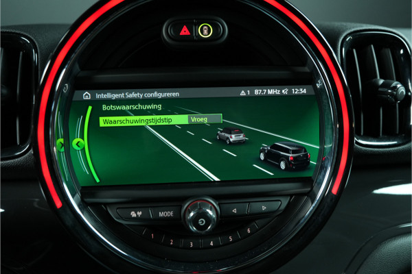 MINI Countryman 1.5 Cooper | Volledig uitgerust | Panorama | H/K | Adaptief Cruise