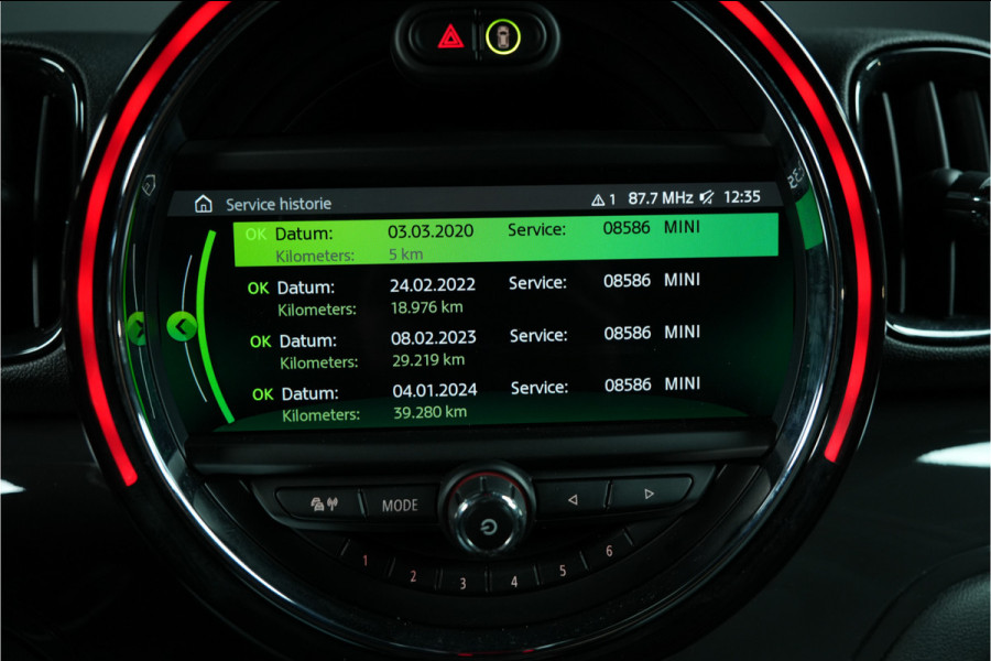 MINI Countryman 1.5 Cooper | Volledig uitgerust | Panorama | H/K | Adaptief Cruise