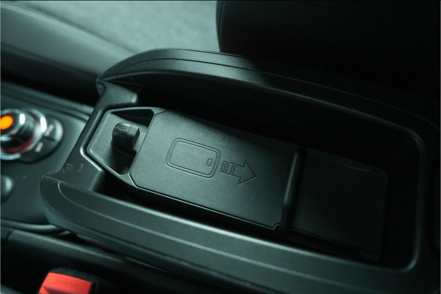 MINI Countryman 1.5 Cooper | Volledig uitgerust | Panorama | H/K | Adaptief Cruise