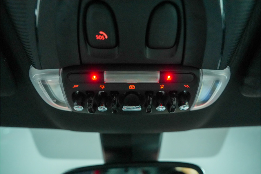 MINI Countryman 1.5 Cooper | Volledig uitgerust | Panorama | H/K | Adaptief Cruise