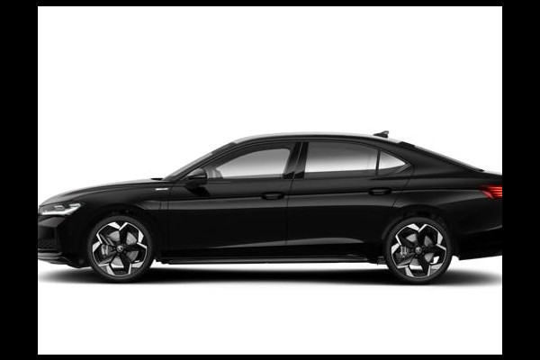 Škoda Superb Sportline Business PHEV 1.5 TSI 204 pk 6 versn. DSG | Travel Assist Plus Sportline | Trekhaak wegklapbaar | Winterpakket | Lichtmetalen velgen 19 inch Torcular