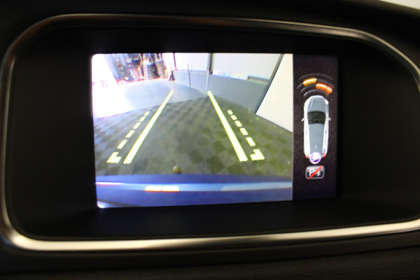 Volvo V40 1.5 T3 Polar+ Sport |Pano|Stoelverwarming|Trekhaak|