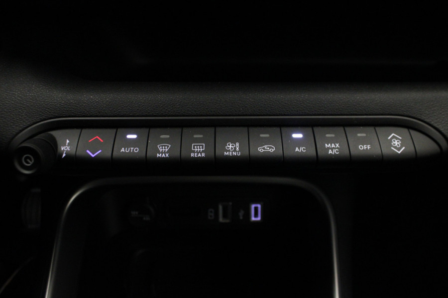 Jeep Avenger 1.2 Altitude |Stoelverwarming|Camera|Navi|