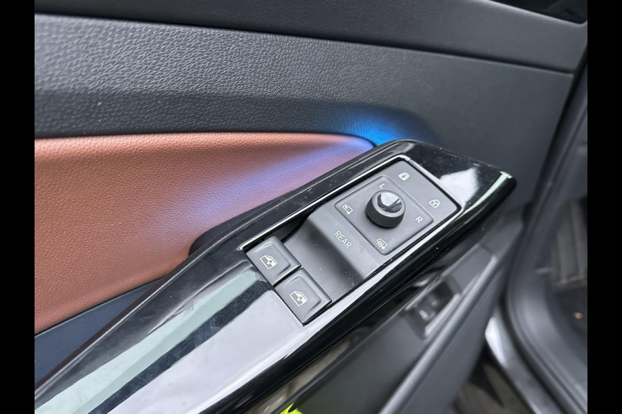 Volkswagen ID.4 MAX Pro 77 kWh COMPLETE AUTO|WARMTEPOMP| SPORTSTOELEN| ELEK. STOELEN MET MEMORY + MASSAGE| ELEK. TREKHAAK| ELEK. ACHTERKLEP| 360 CAMERA VOORRUITVERWARMING| PANO|