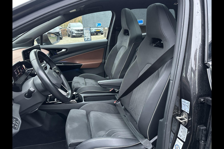 Volkswagen ID.4 MAX Pro 77 kWh COMPLETE AUTO|WARMTEPOMP| SPORTSTOELEN| ELEK. STOELEN MET MEMORY + MASSAGE| ELEK. TREKHAAK| ELEK. ACHTERKLEP| 360 CAMERA VOORRUITVERWARMING| PANO|