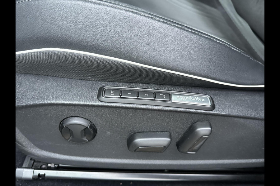 Volkswagen ID.4 MAX Pro 77 kWh COMPLETE AUTO|WARMTEPOMP| SPORTSTOELEN| ELEK. STOELEN MET MEMORY + MASSAGE| ELEK. TREKHAAK| ELEK. ACHTERKLEP| 360 CAMERA VOORRUITVERWARMING| PANO|