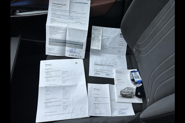 Volkswagen ID.4 MAX Pro 77 kWh COMPLETE AUTO|WARMTEPOMP| SPORTSTOELEN| ELEK. STOELEN MET MEMORY + MASSAGE| ELEK. TREKHAAK| ELEK. ACHTERKLEP| 360 CAMERA VOORRUITVERWARMING| PANO|