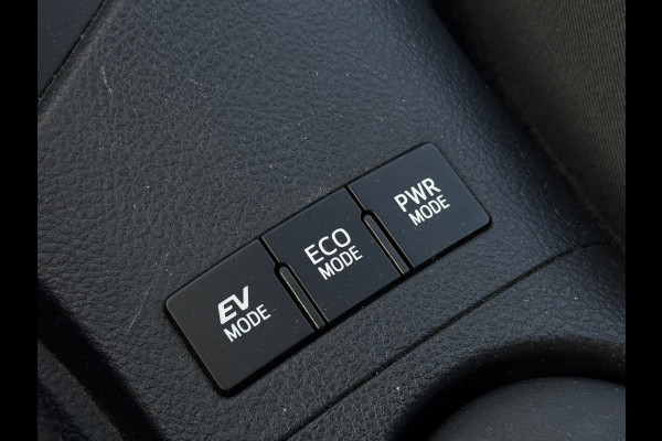 Toyota Auris 1.8 AUT Hybrid Now 1e Eigenaar|Dealer Onderhouden
