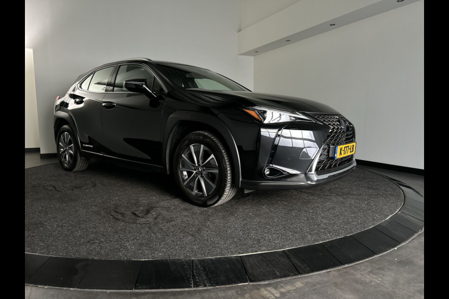 Lexus UX 300e Business 54 kWh Elektrisch Rijden in Stijl | Nette auto | Apple Carplay / Android Auto