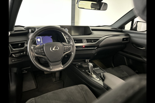 Lexus UX 300e Business 54 kWh Elektrisch Rijden in Stijl | Nette auto | Apple Carplay / Android Auto