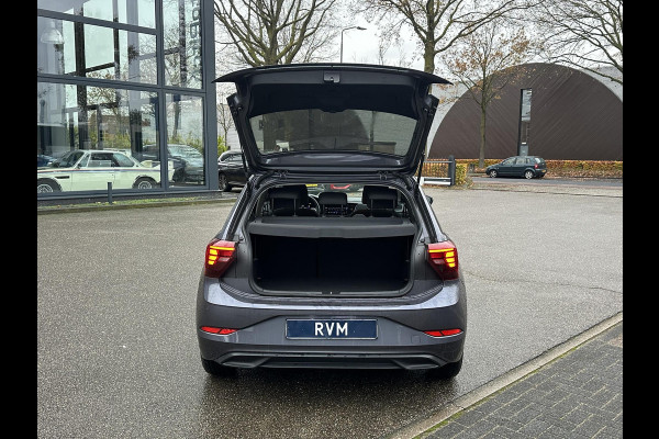 Volkswagen Polo 1.0 TSI Life VAN: 29.900,- VOOR: 25.330,- UW EINDEJAARSVOORDEEL: 4.470,- | 95PK | AUTOMAAT | CAMERA | APPLE/ANDROID CARPLAY | PDC VOOR + ACHTER | FABRIEKSGARANTIE TOT 02-2027 |