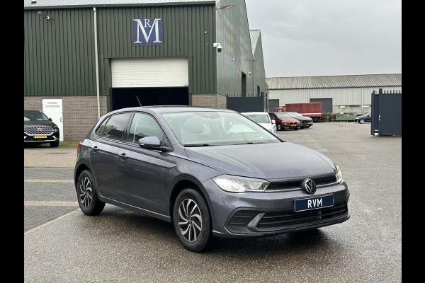 Volkswagen Polo 1.0 TSI Life VAN: 29.900,- VOOR: 25.330,- UW EINDEJAARSVOORDEEL: 4.470,- | 95PK | AUTOMAAT | CAMERA | APPLE/ANDROID CARPLAY | PDC VOOR + ACHTER | FABRIEKSGARANTIE TOT 02-2027 |